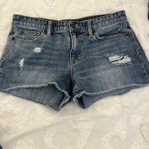 GAP sexy boyfriend short shorts. Gently used
